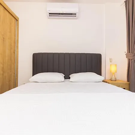 1 Bedroom With Common Garden In The Heart Of Bodrum - La Morada 1 * גונדוגן