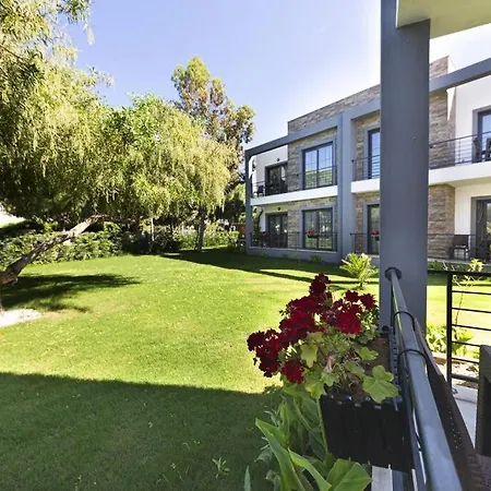 דירה 1 Bedroom With Common Garden In The Heart Of Bodrum - La Morada 1 *