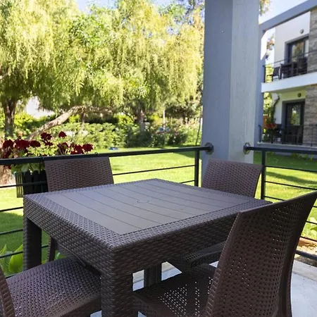 아파트 1 Bedroom With Common Garden In The Heart Of Bodrum - La Morada 1 *